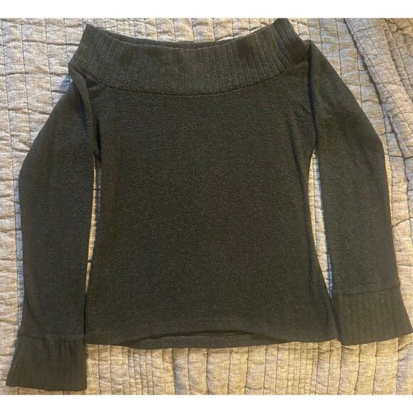 Julie's Closet Gray Off the Shoulders Sweater - Picture 3 of 5